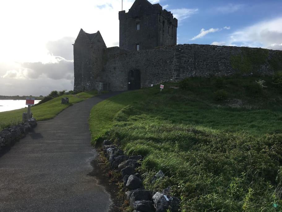 The Burren Snug Galway Exterior foto